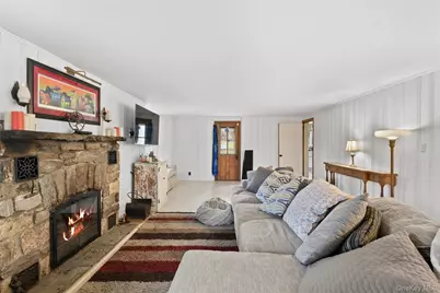 329 Route 6N, Mahopac, NY 10541 - Photo 11
