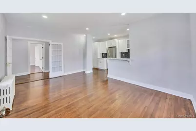 577 Lowell Street, Westbury, NY 11590 - Photo 7