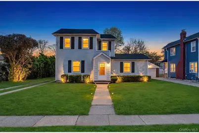 577 Lowell Street, Westbury, NY 11590 - Photo 43