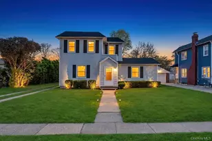 577 Lowell St, Westbury, NY 11590 - Photo 43