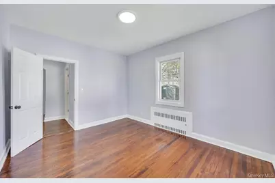 577 Lowell Street, Westbury, NY 11590 - Photo 19