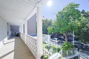 32-25 30th St, Astoria, NY 11106 - Photo 3
