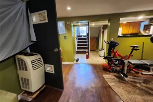 104-29 214th St, Queens Village, NY 11429 - Photo 27