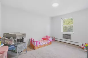 198 Doxbury Ln, Suffern, NY 10901 - Photo 15