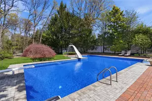 20 Hemingway Dr, Dix Hills, NY 11746 - Photo 29