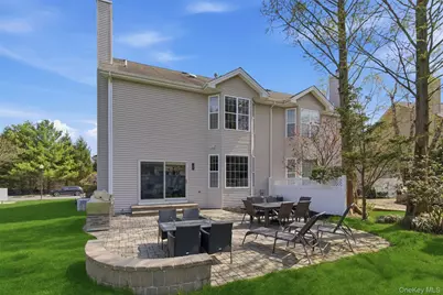 159 Rivendell Court, Melville, NY 11747 - Photo 35