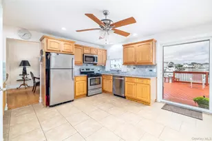 163 Mott St, Oceanside, NY 11572 - Photo 13