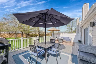 456 Village Oaks Lane, Babylon, NY 11702 - Photo 29