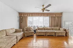112-14 180th St, Addisleigh Park, NY 11433 - Photo 5