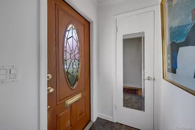 16 Ria Drive, White Plains, NY 10605 - Photo 3
