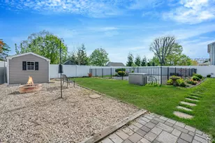 46 Sheldon Pl, Commack, NY 11725 - Photo 23