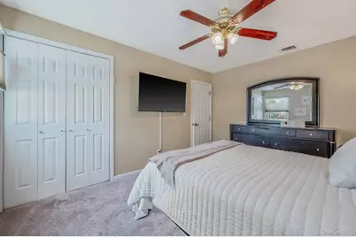 46 Sheldon Place, Commack, NY 11725 - Photo 13