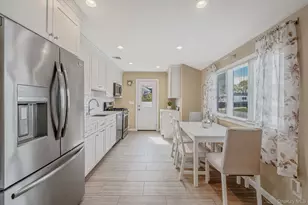 46 Sheldon Pl, Commack, NY 11725 - Photo 7