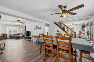 42 Haven Ln, Levittown, NY 11756 - Photo 27