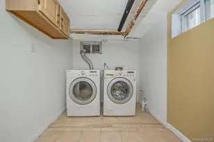 74 Holly Ave, Hempstead, NY 11550 - Photo 17
