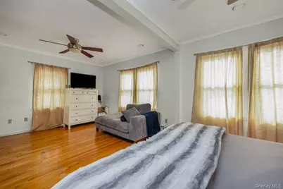 74 Holly Avenue, Hempstead, NY 11550 - Photo 13
