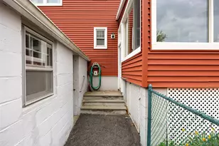31 Kingston Ave, Poughkeepsie, NY 12603 - Photo 29