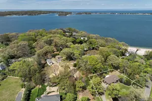 15 Mariners Ct, Centerport, NY 11721 - Photo 37