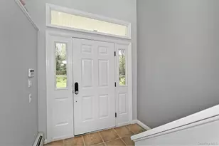 15 Mariners Ct, Centerport, NY 11721 - Photo 5