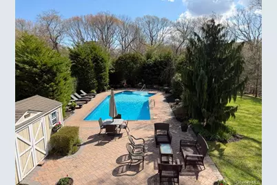 43 Grassy Pond Drive, Smithtown, NY 11787 - Photo 3