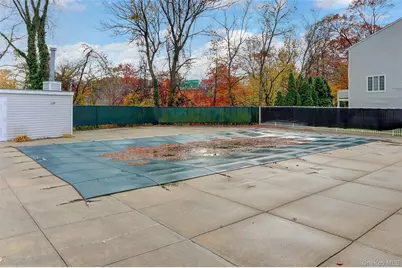 241-70 Oak Park Drive #84B, Little Neck, NY 11362 - Photo 17