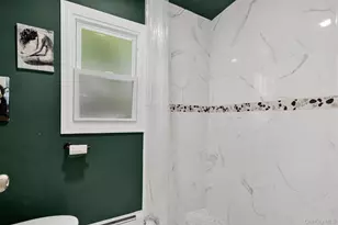 9 Chestnut St, Middletown, NY 10940 - Photo 19