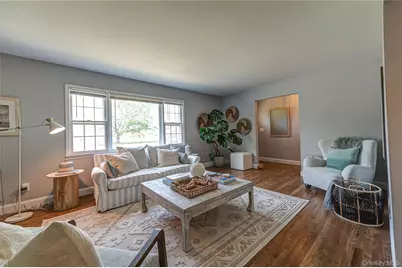 27 Sunset Avenue, East Quogue, NY 11942 - Photo 5