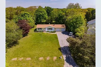 27 Sunset Avenue, East Quogue, NY 11942 - Photo 23