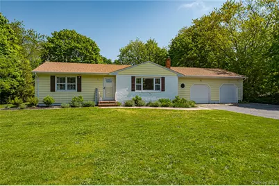 27 Sunset Avenue, East Quogue, NY 11942 - Photo 1