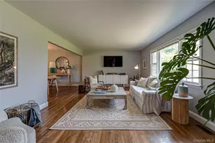 27 Sunset Ave, East Quogue, NY 11942 - Photo 3
