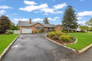 11 Beaver Dr, Bayville, NY 11709 - Photo 3