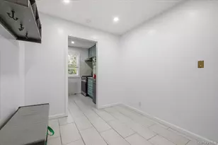 224-14 Kingsbury Ave, Bayside, NY 11364 - Photo 13