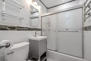 224-14 Kingsbury Ave, Bayside, NY 11364 - Photo 23