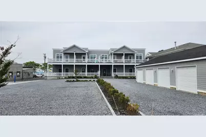 22 Bayville Avenue, Bayville, NY 11709 - Photo 1