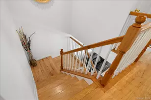 19 Terrace Ln, Patchogue, NY 11772 - Photo 15