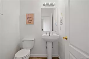 19 Terrace Ln, Patchogue, NY 11772 - Photo 7