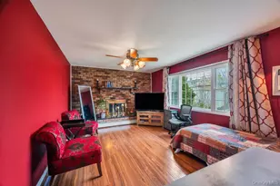 104 Saddle Ln, Levittown, NY 11756 - Photo 9