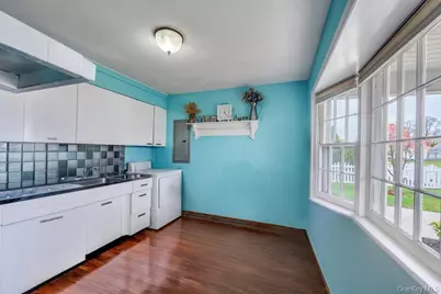 104 Saddle Lane, Levittown, NY 11756 - Photo 19