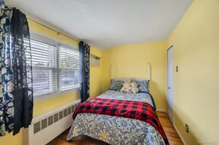 104 Saddle Ln, Levittown, NY 11756 - Photo 17