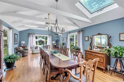 183 Division Avenue, Blue Point, NY 11715 - Photo 13