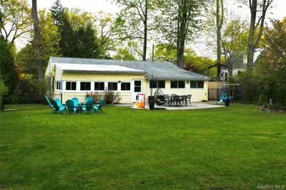 18 Washington Place, Pearl River, NY 10965 - Photo 3