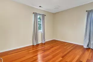47 Carriage Rd, Roslyn, NY 11576 - Photo 25