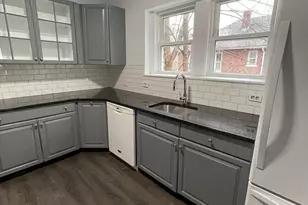 271 3rd St, Newburgh, NY 12550 - Photo 11