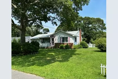 29 Maryland Boulevard, Hampton Bays, NY 11946 - Photo 15