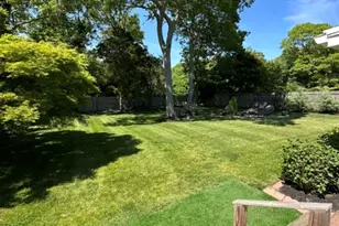 29 Maryland Blvd, Hampton Bays, NY 11946 - Photo 13