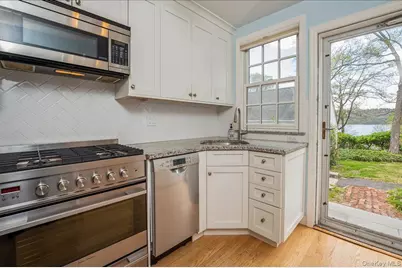 645 N Broadway #29, Hastings on Hudson, NY 10706 - Photo 9