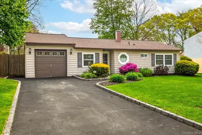 44 Meyer Lane, Medford, NY 11763 - Photo 1