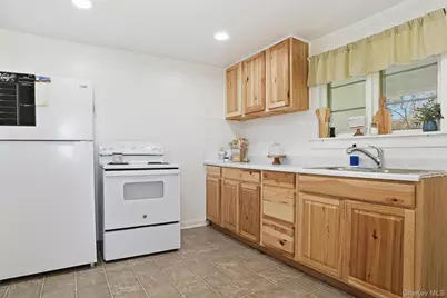 417-419 Old Indian Road, Milton, NY 12547 - Photo 11