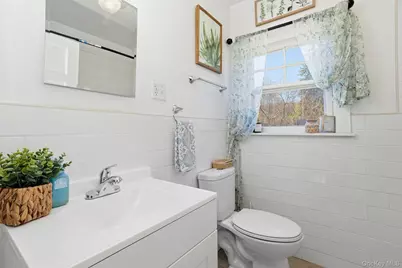 417-419 Old Indian Road, Milton, NY 12547 - Photo 13