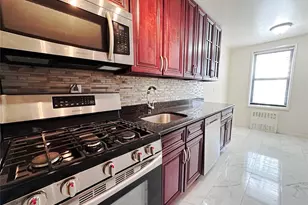 270 N Broadway, Yonkers, NY 10701 - Photo 11